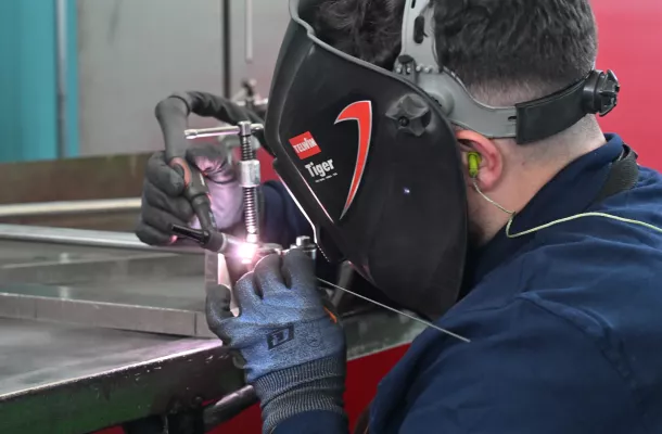 Saldatura TIG e MIG 1 — officina LY-CO